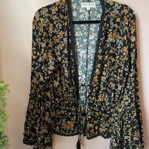 Long Sleeve Bell Cuff Tie Blouse